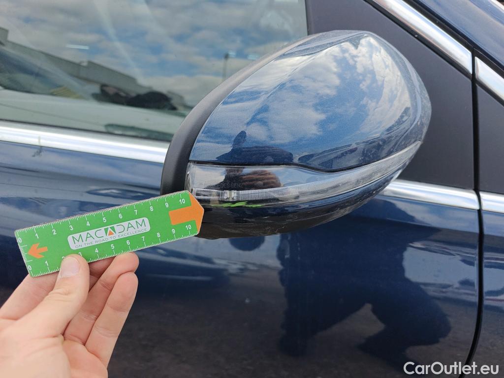  Mercedes  B-Klasse MERCEDES-BENZ Clase B / 2019 / 5P / monovolumen compacto B 180 d #36