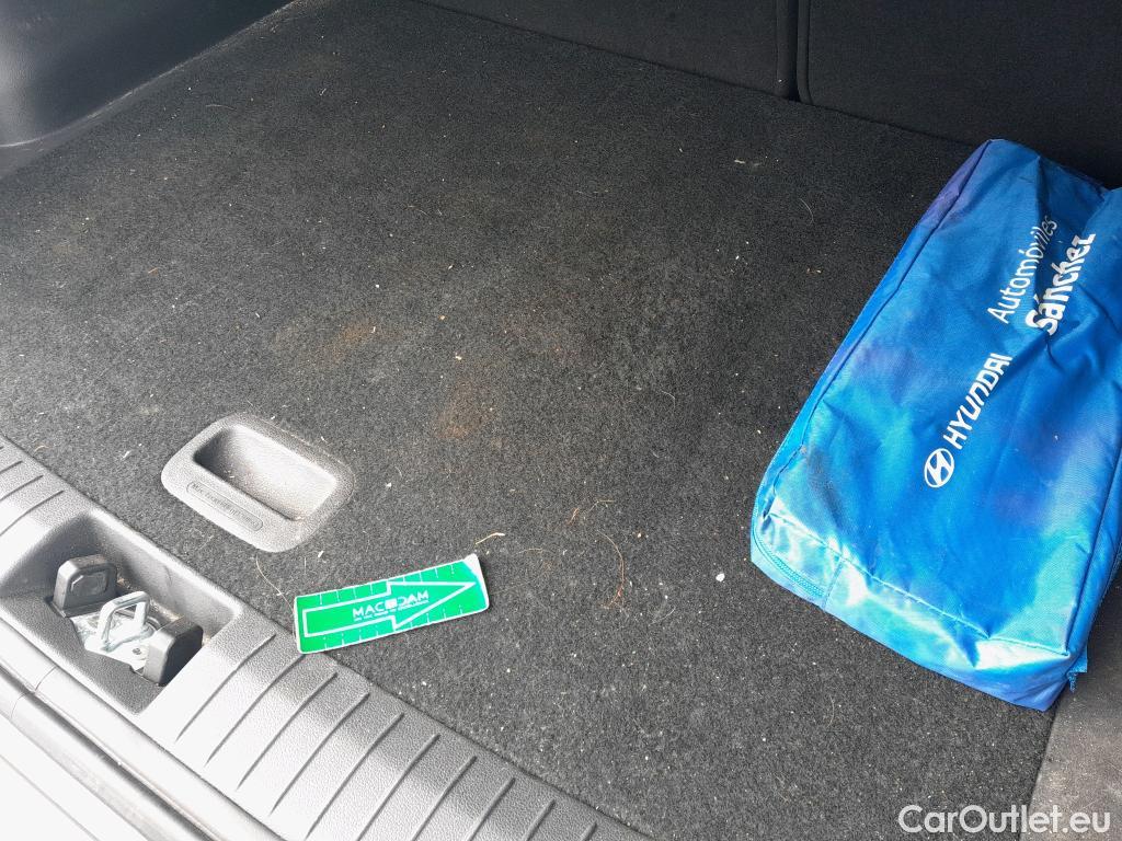  Hyundai  Konna HYUNDAI Kona / 2020 / 5P / todoterreno 1.0 TGDI Klass 4X2 #7