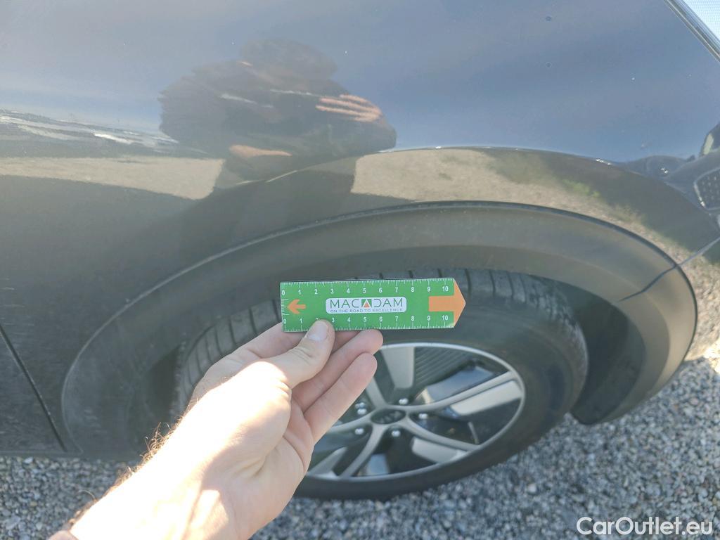  KIA  Niro KIA  / 2019 / 5P / crossover 1.6 GDi HEV 104kW (141CV) Drive #25