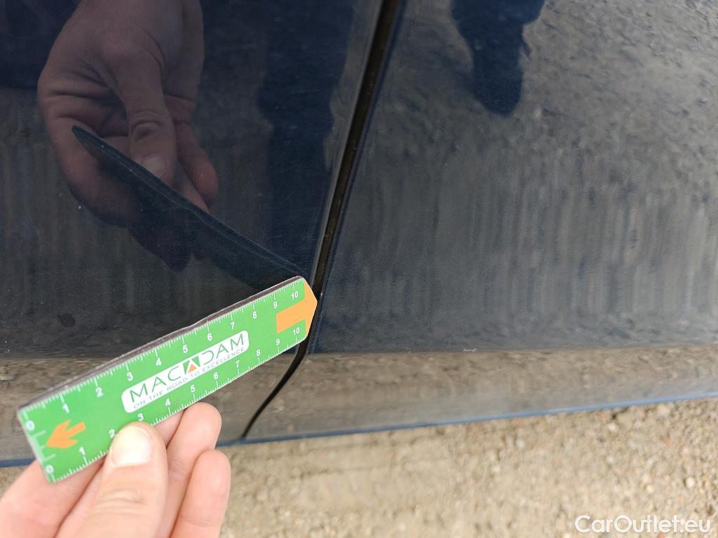  Mercedes  B-Klasse MERCEDES-BENZ Clase B / 2019 / 5P / monovolumen compacto B 180 d #34