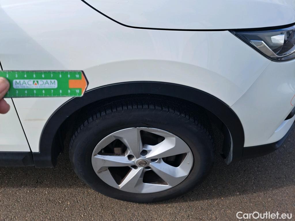  Nissan  Qashqai NISSAN  / 2017 / 5P / todoterreno DIG-T 103 kW (140 CV) E6D ACENTA #17