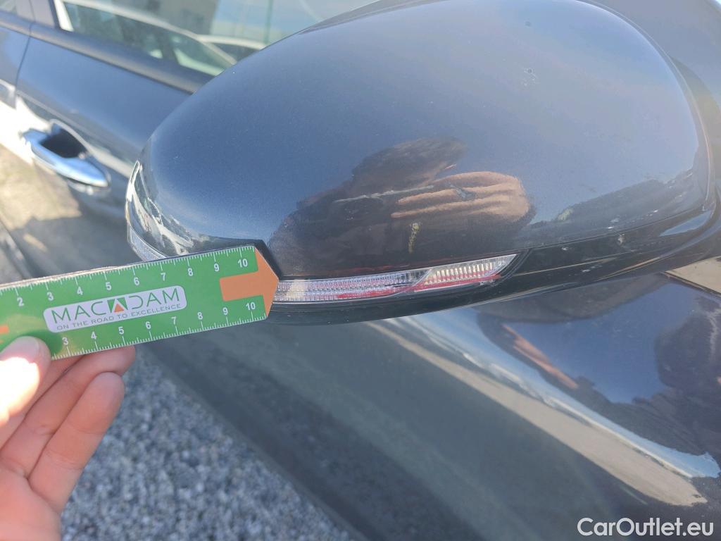  KIA  Niro KIA  / 2019 / 5P / crossover 1.6 GDi HEV 104kW (141CV) Drive #34