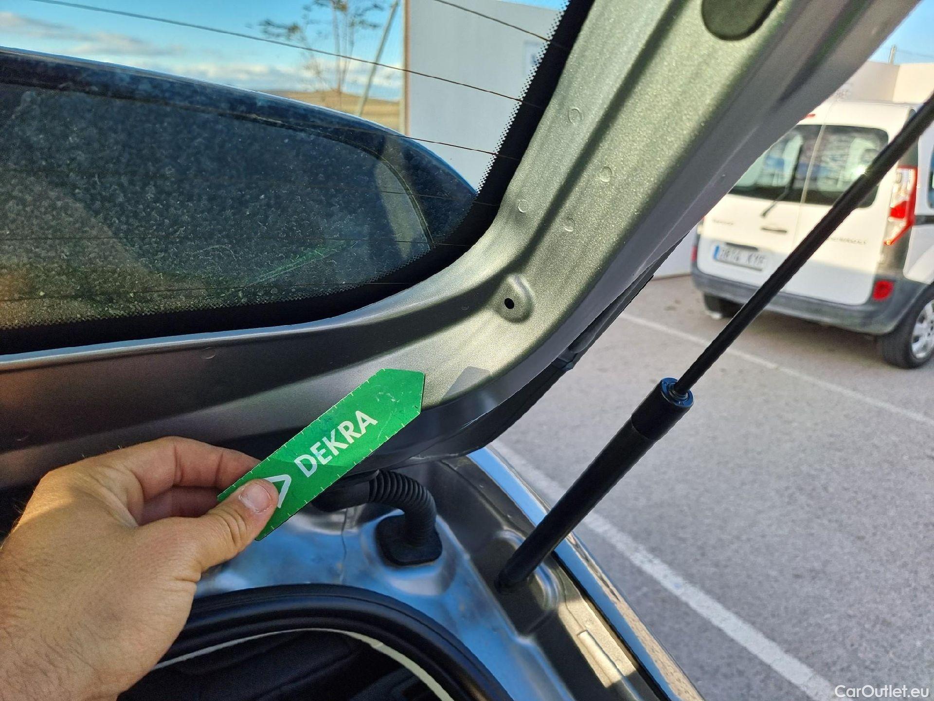  Opel  Corsa OPEL  / 2019 / 5P / berlina con portón 1.5D DT 74kW (100CV) Elegance (AC2) #8