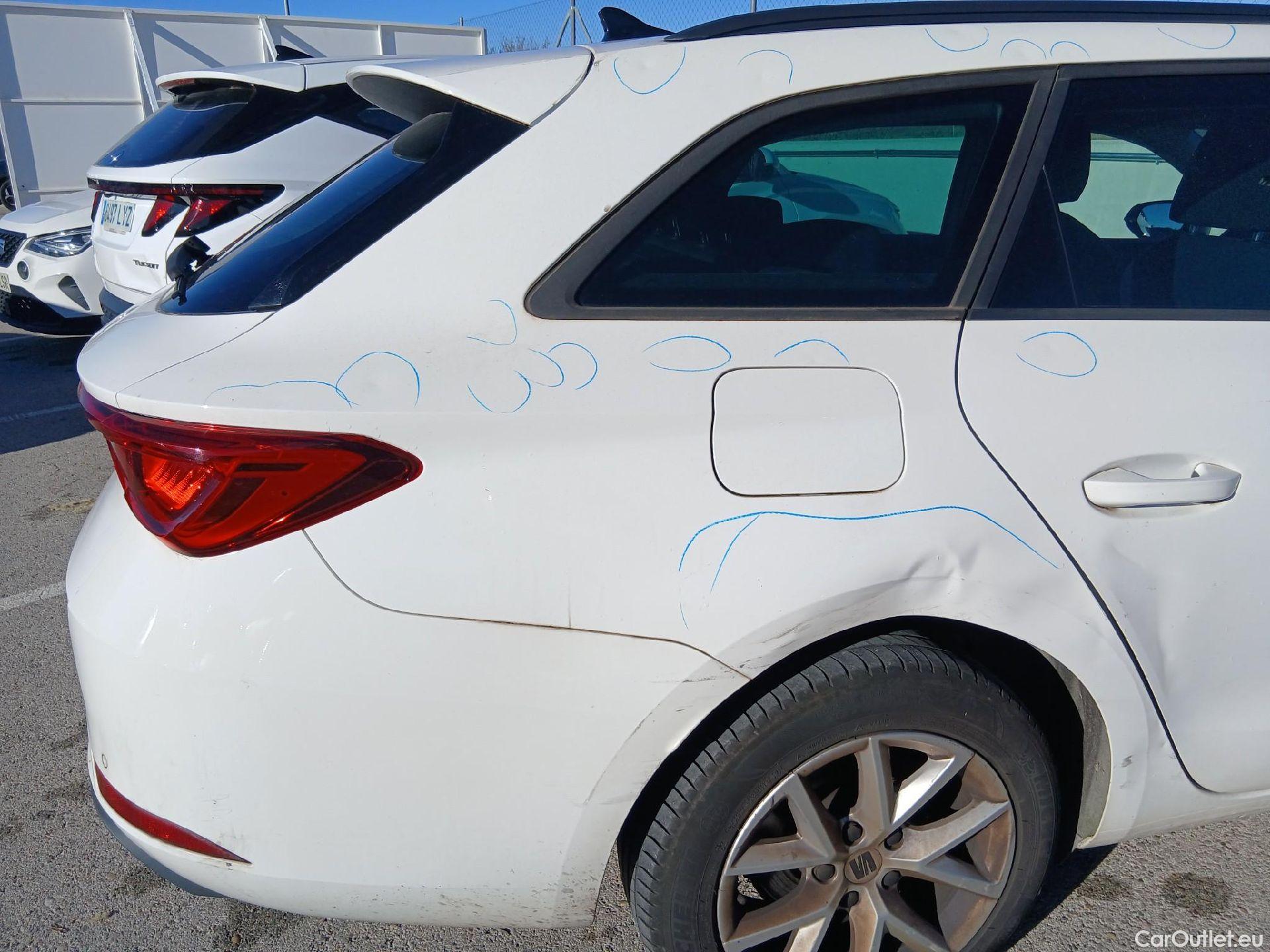  Seat  Leon SEAT Nuevo León / 2020 / 5P / familiar SP 1.5 TSI 96kW S&S Style Go(SP) #41