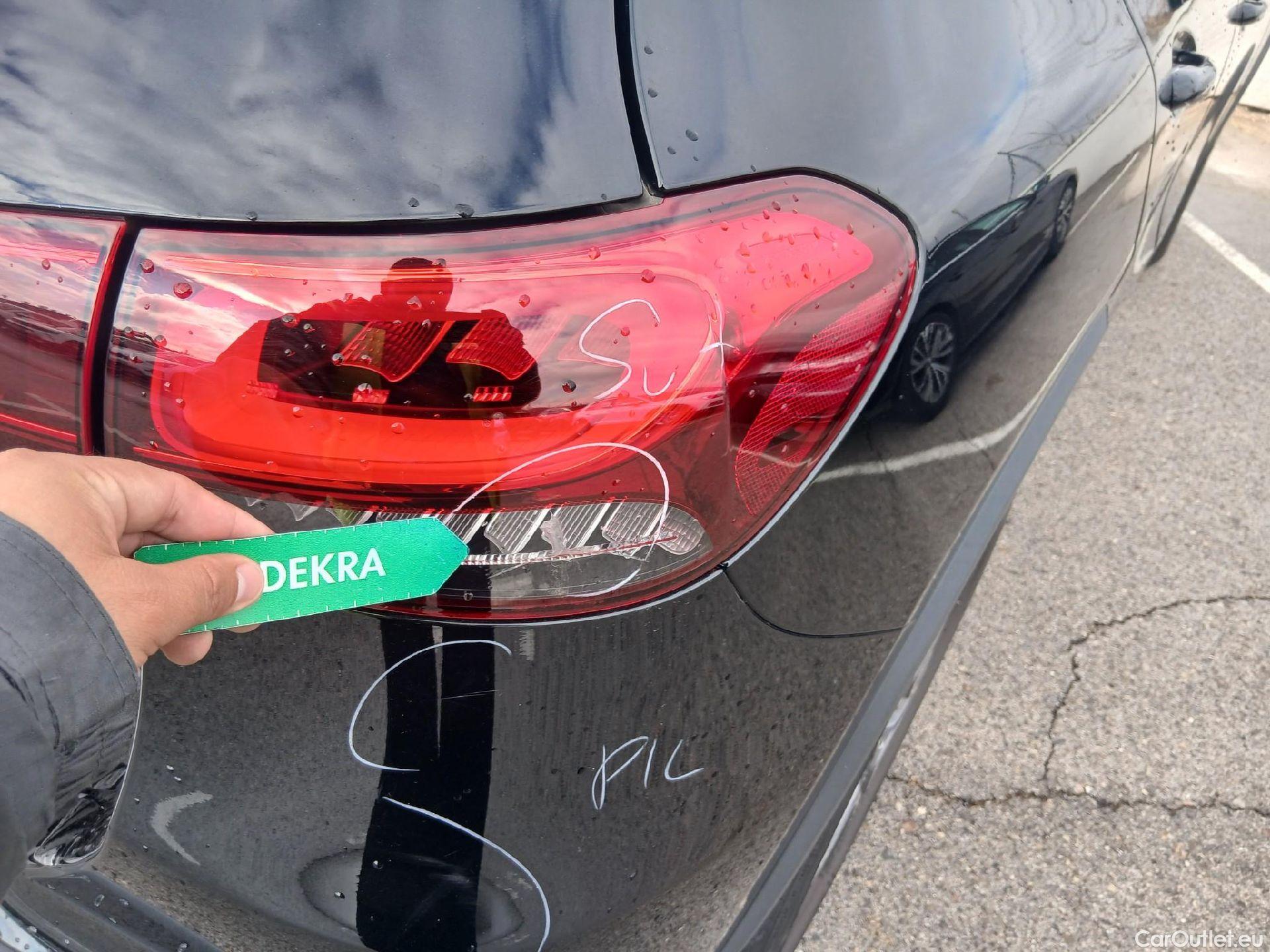  Mercedes  GLA MERCEDES-BENZ  / 2020 / 5P / todoterreno  200 D #18