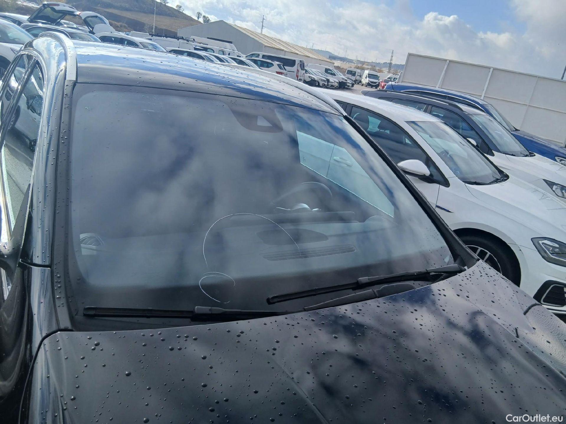  Mercedes  GLA MERCEDES-BENZ  / 2020 / 5P / todoterreno  200 D #10