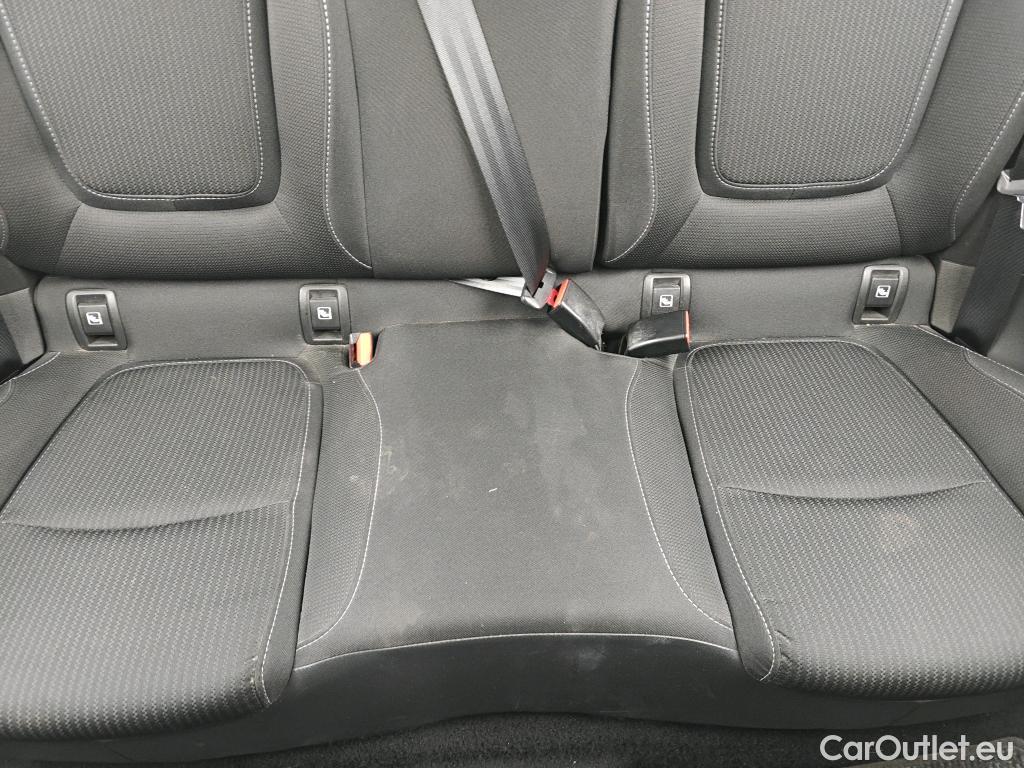  Renault  Megane RENAULT Mégane / 2020 / 5P / familiar S.T. Business Blue dCi 85 kW (115CV) -SS #24