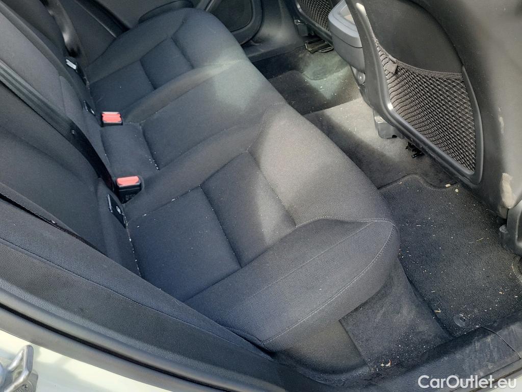  Volvo  XC60 VOLVO  / 2017 / 5P / todoterreno 2.0 B4 D AWD Momentum Pro Auto #8