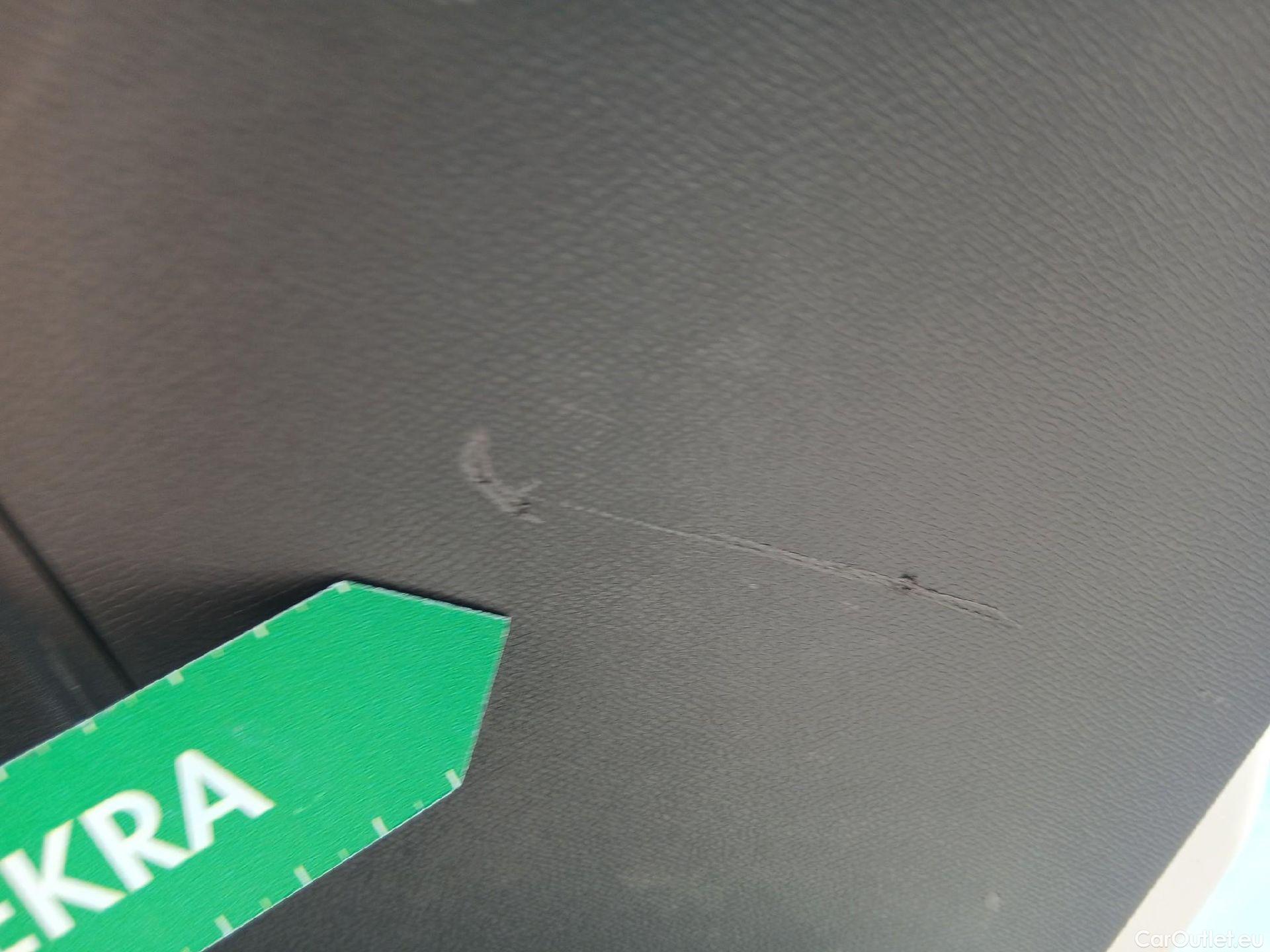  Seat  Leon SEAT Nuevo León / 2020 / 5P / familiar SP 1.5 TSI 96kW S&S Style Go(SP) #35