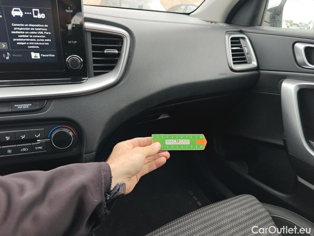  KIA  XCeed KIA  / 2019 / 5P / todoterreno 1.0 T-GDi Drive 88kW (120CV) #16