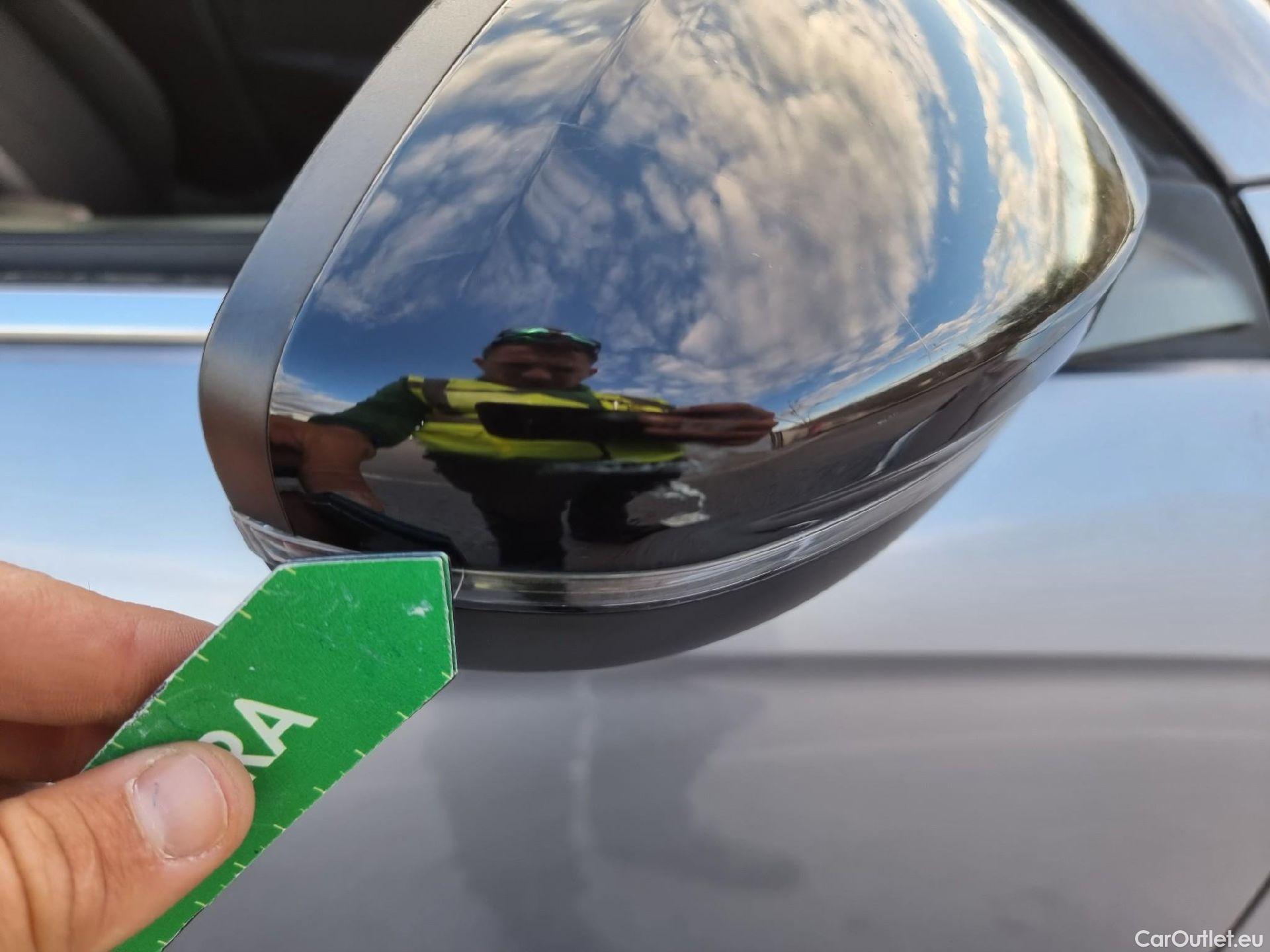  Opel  Corsa OPEL  / 2019 / 5P / berlina con portón 1.5D DT 74kW (100CV) Elegance (AC2) #38