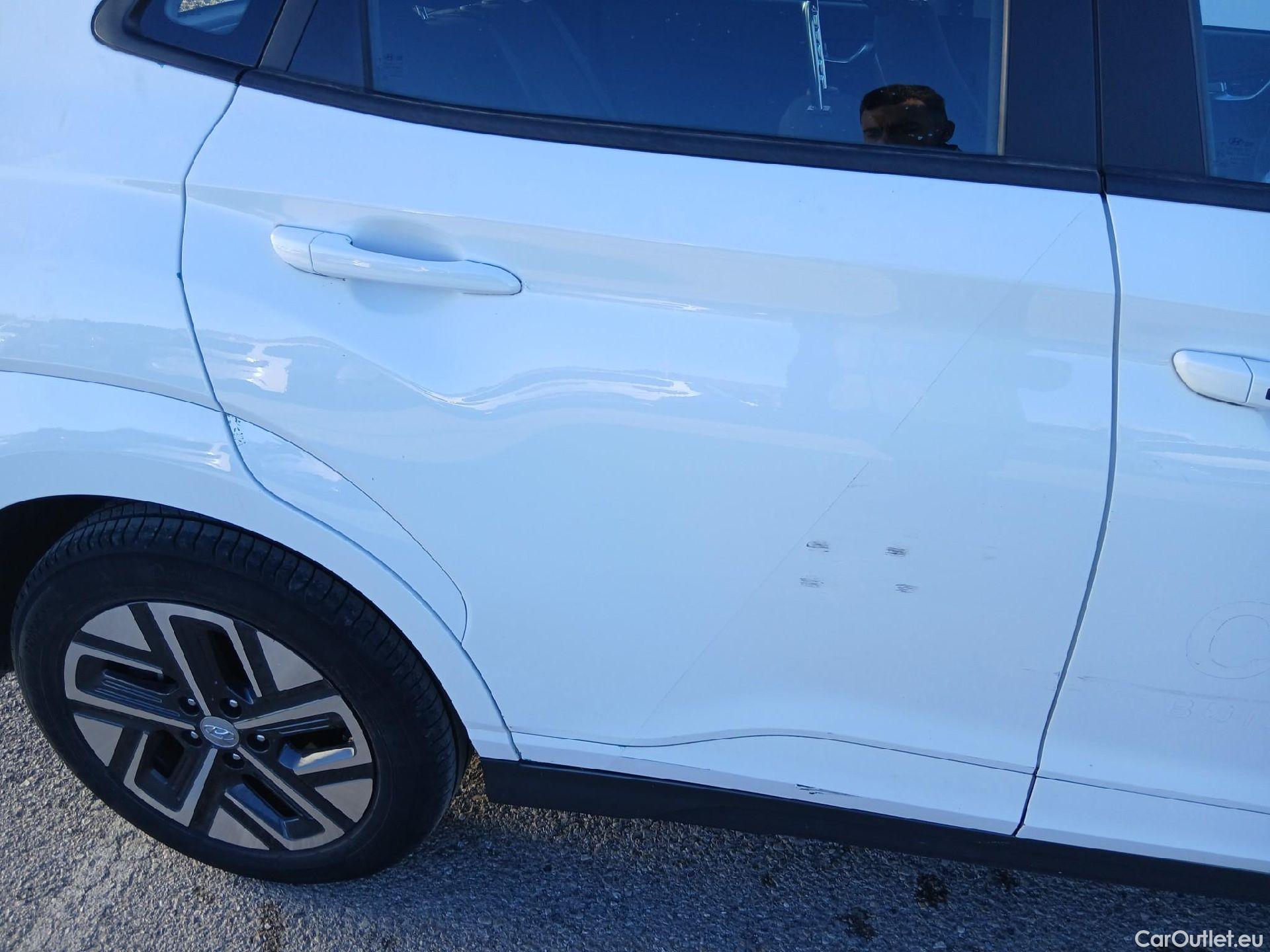  Hyundai  Konna HYUNDAI Kona / 2020 / 5P / todoterreno 100kW EV Maxx #30