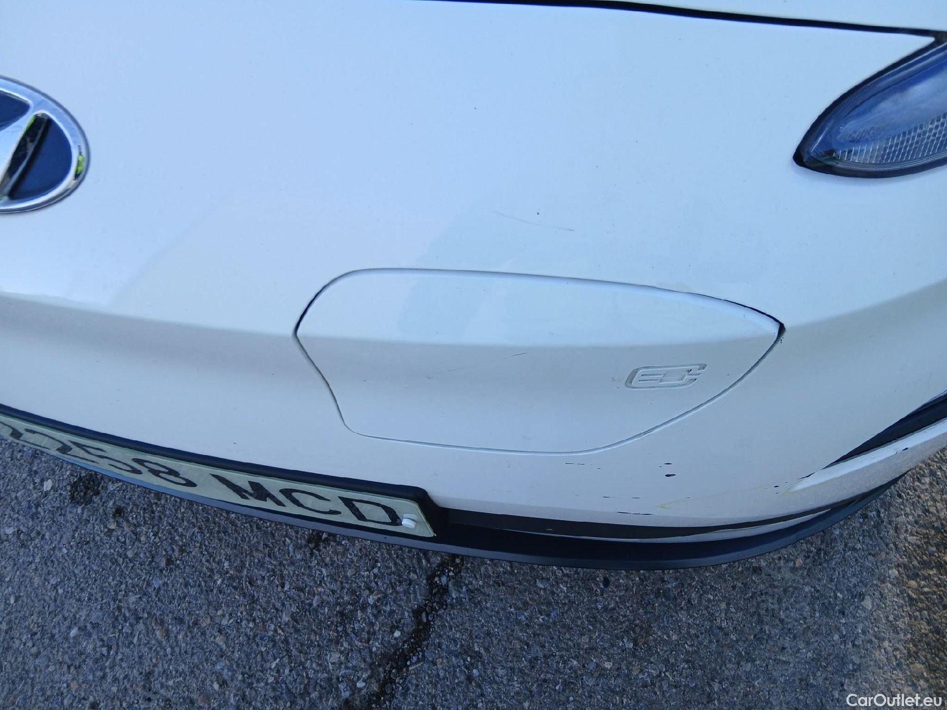  Hyundai  Konna HYUNDAI Kona / 2020 / 5P / todoterreno 100kW EV Maxx #1