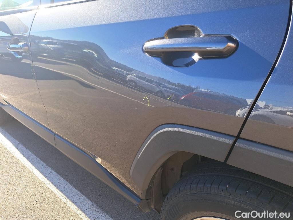  Toyota  RAV4 TOYOTA  / 2018 / 5P / todoterreno 2.5l 220H Advance #51