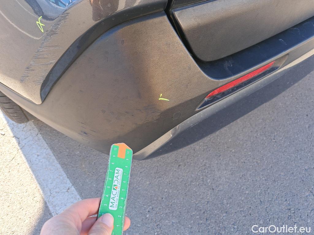  Toyota  RAV4 TOYOTA  / 2018 / 5P / todoterreno 2.5l 220H Advance #13