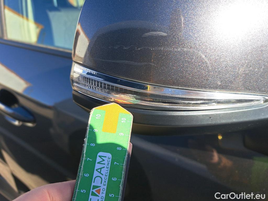  Toyota  RAV4 TOYOTA  / 2018 / 5P / todoterreno 2.5l 220H Advance #28