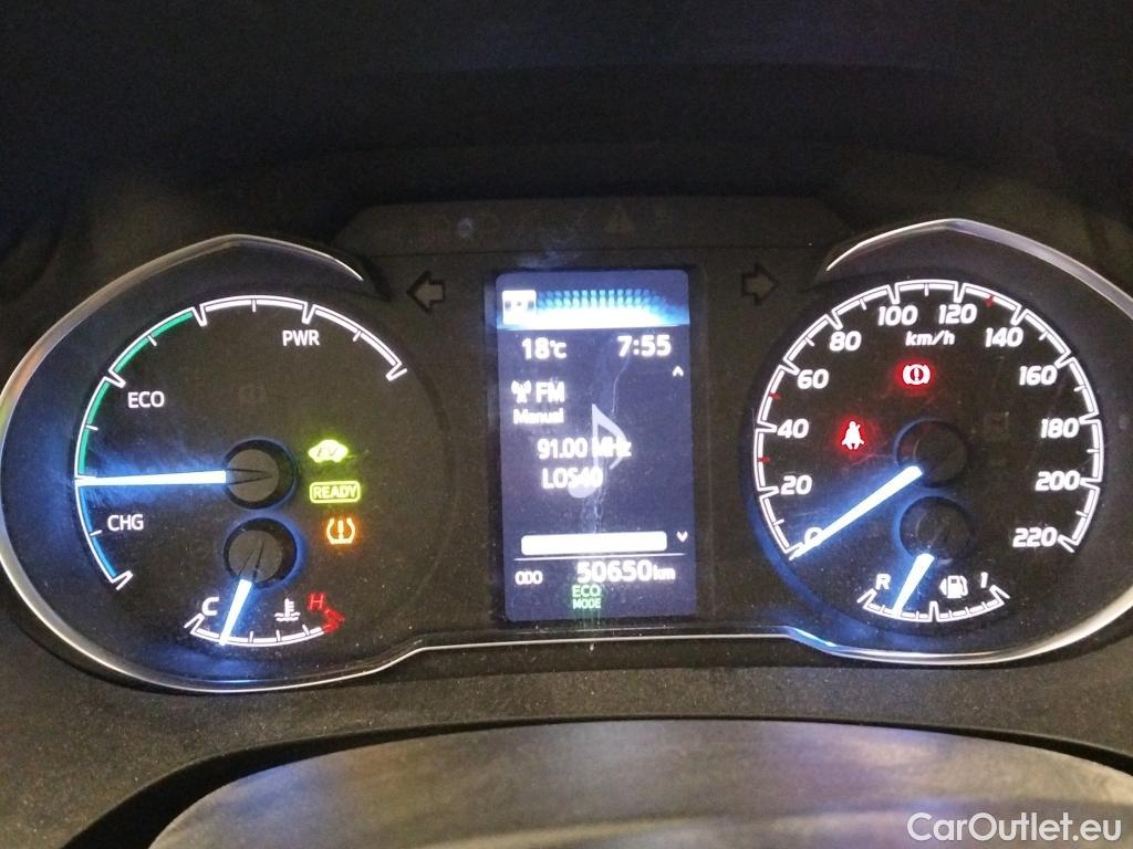  Toyota  Yaris TOYOTA  / 2017 / 5P / berlina con portón 1.5 100H Active #17