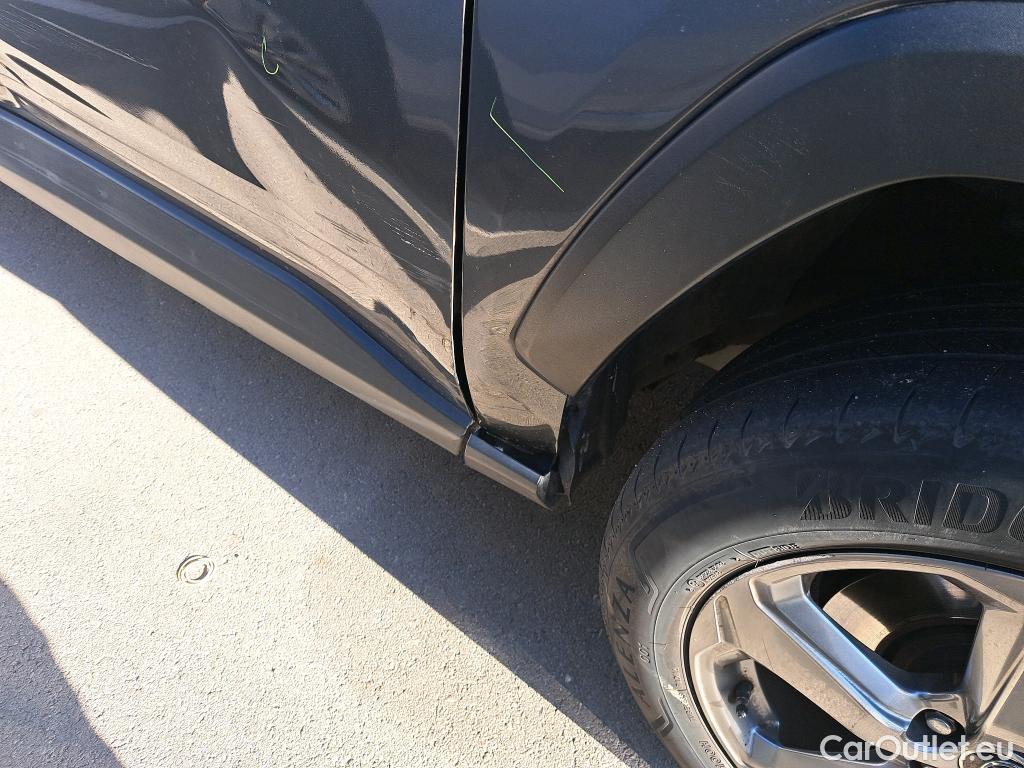  Toyota  RAV4 TOYOTA  / 2018 / 5P / todoterreno 2.5l 220H Advance #41