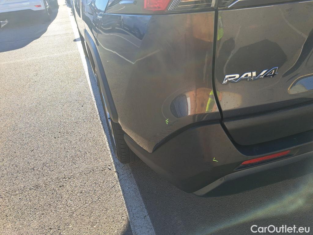  Toyota  RAV4 TOYOTA  / 2018 / 5P / todoterreno 2.5l 220H Advance #39