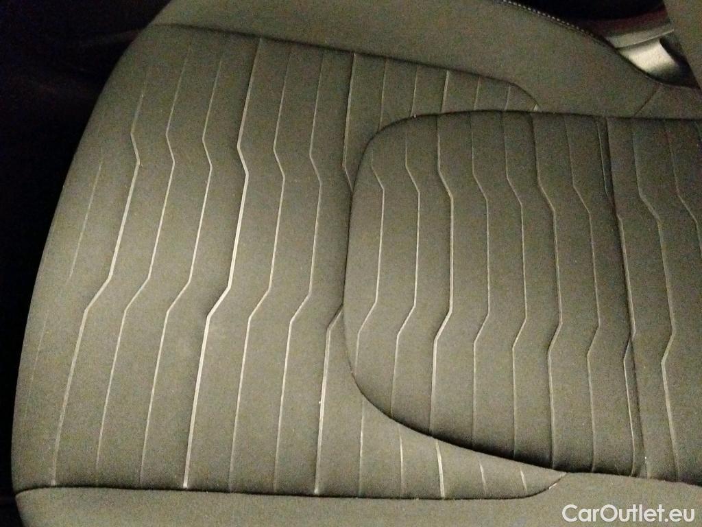  KIA  Sportage KIA  / 2022 / 5P / todoterreno 1.6 T-GDi PHEV 198kW (265CV) Tech 4X4 #8