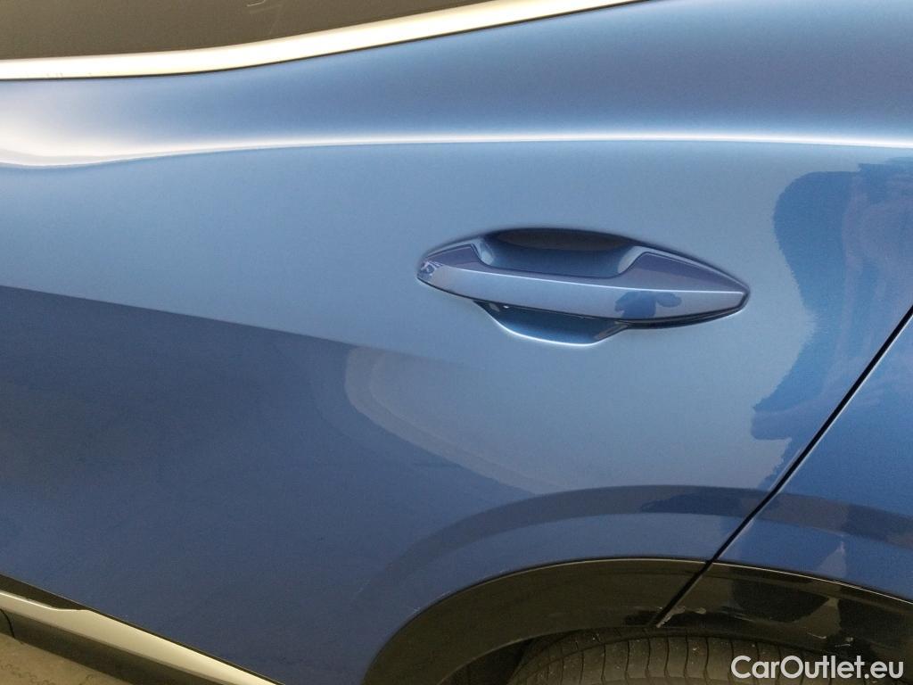  KIA  Sportage KIA  / 2022 / 5P / todoterreno 1.6 T-GDi PHEV 198kW (265CV) Tech 4X4 #5