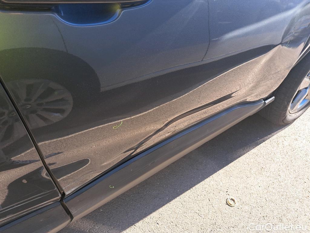  Toyota  RAV4 TOYOTA  / 2018 / 5P / todoterreno 2.5l 220H Advance #3