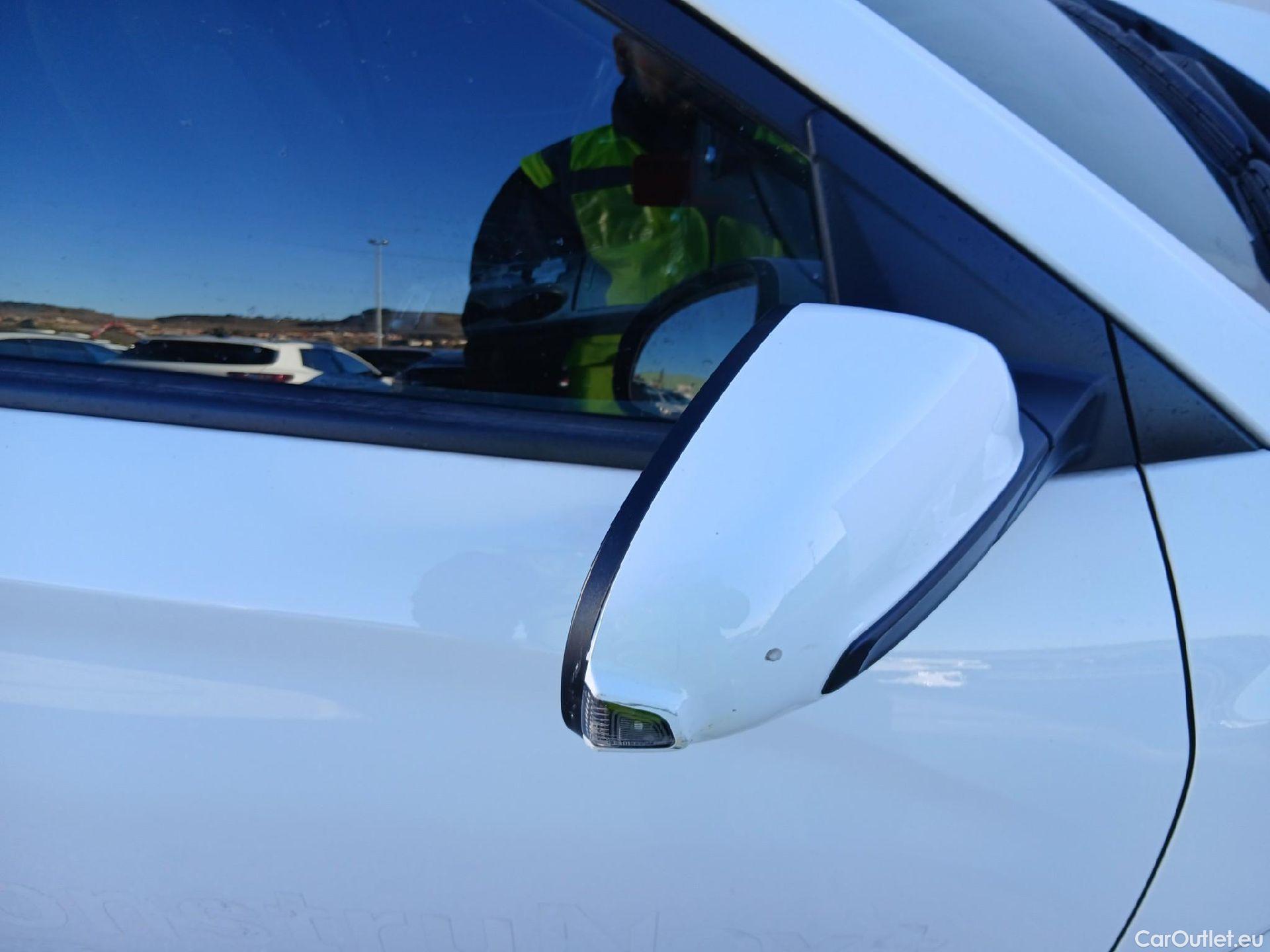  Hyundai  Konna HYUNDAI Kona / 2020 / 5P / todoterreno 100kW EV Maxx #37