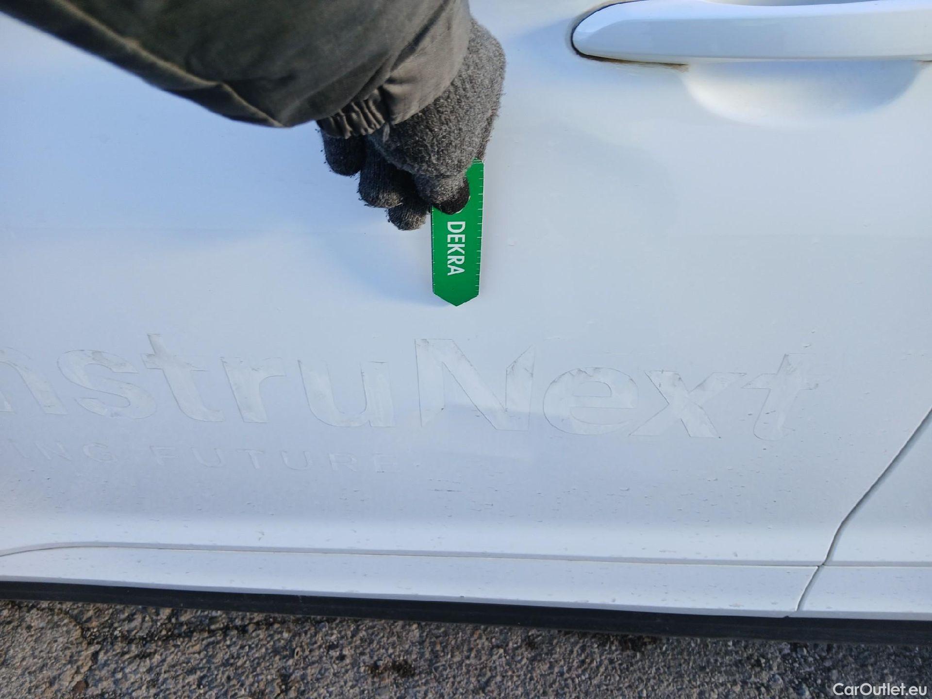  Hyundai  Konna HYUNDAI Kona / 2020 / 5P / todoterreno 100kW EV Maxx #14