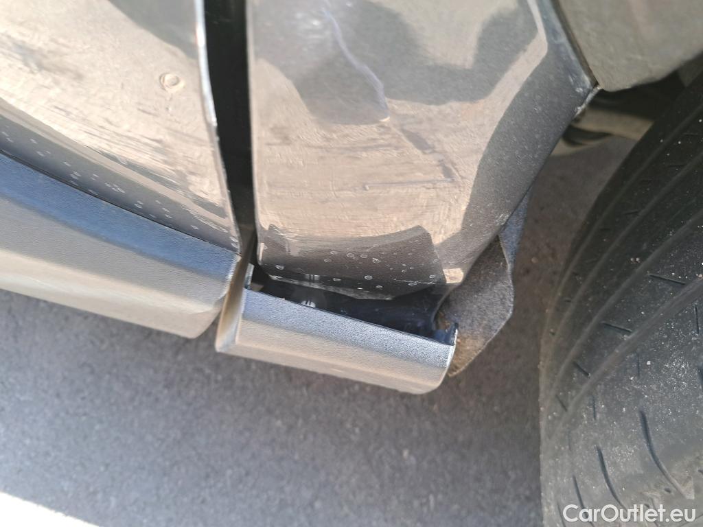  Toyota  RAV4 TOYOTA  / 2018 / 5P / todoterreno 2.5l 220H Advance #42