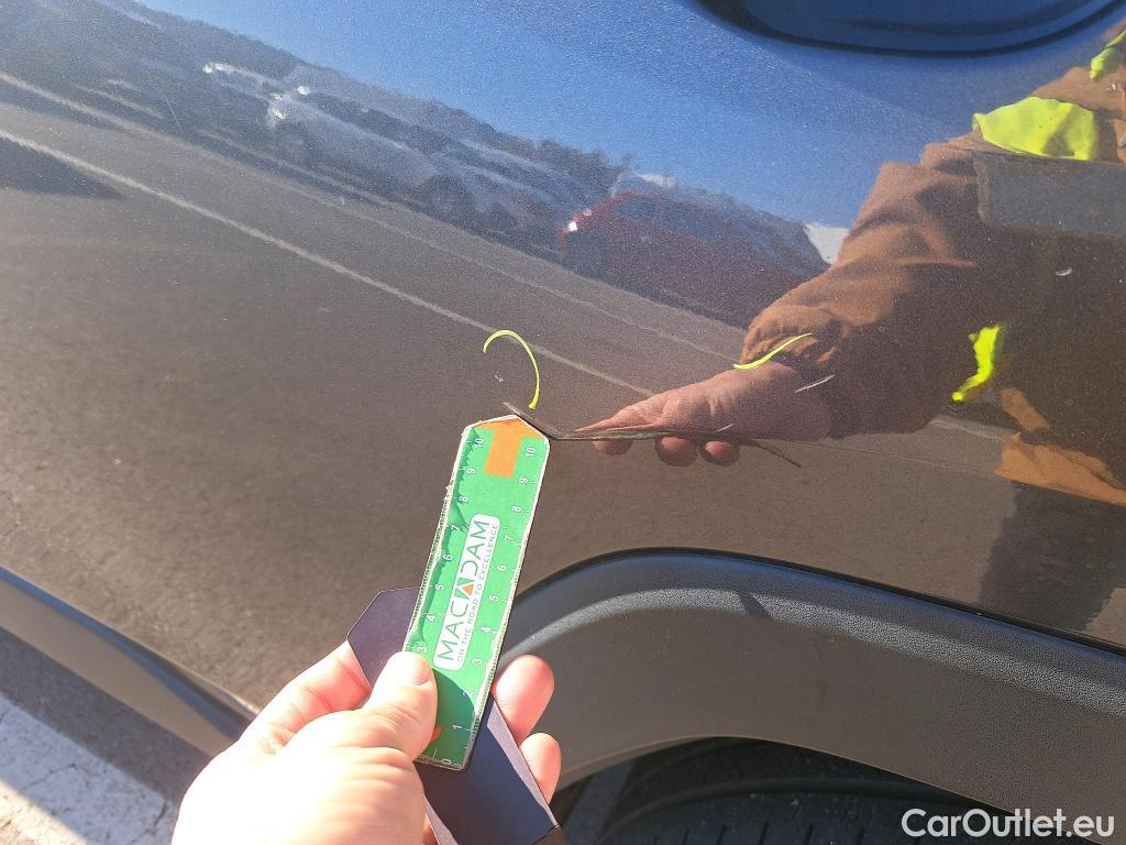  Toyota  RAV4 TOYOTA  / 2018 / 5P / todoterreno 2.5l 220H Advance #52