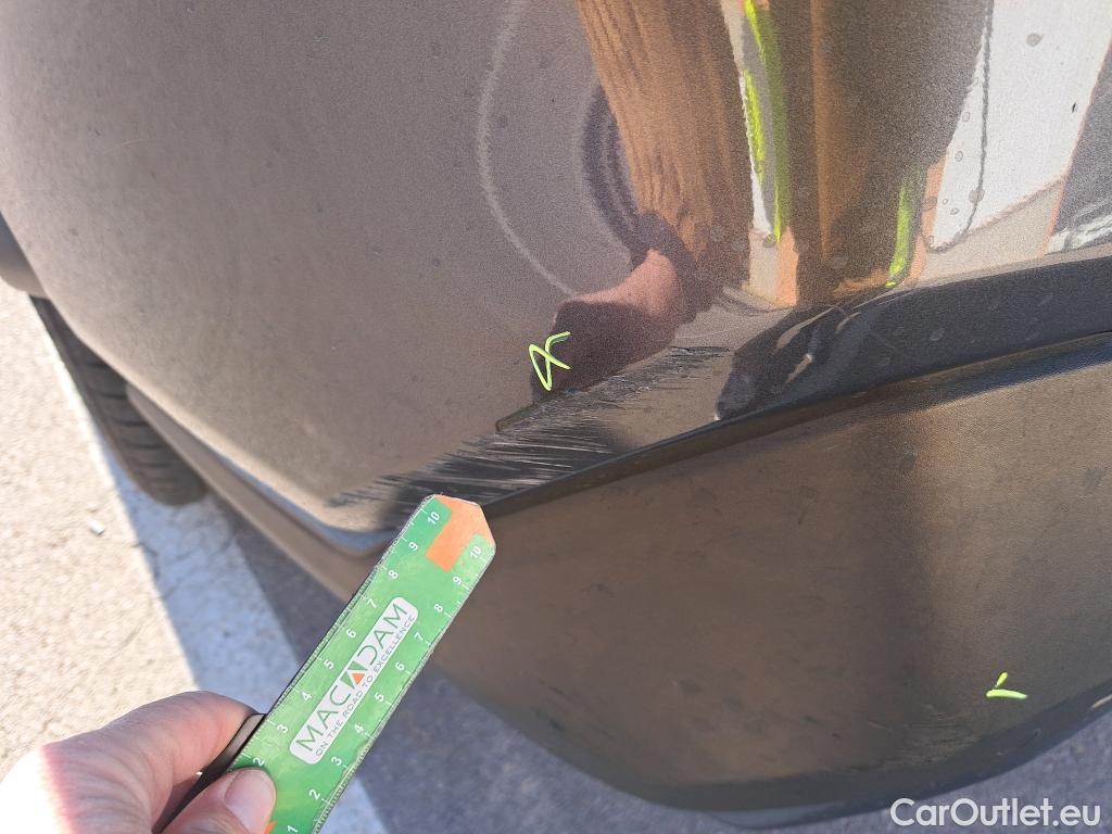  Toyota  RAV4 TOYOTA  / 2018 / 5P / todoterreno 2.5l 220H Advance #40