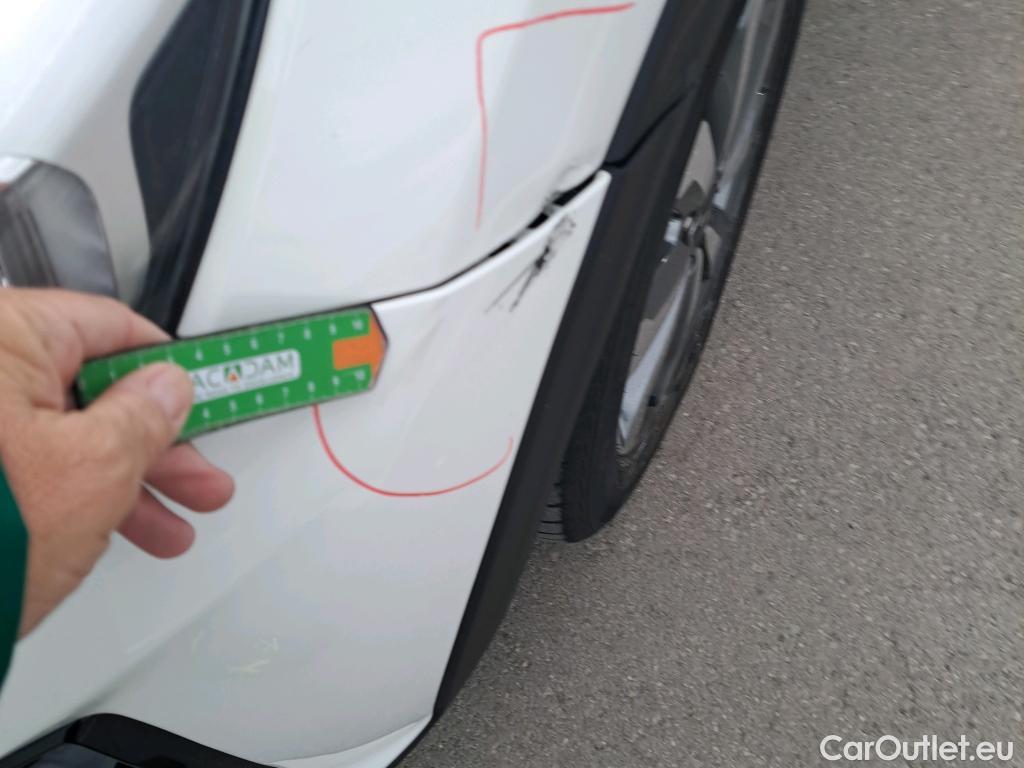  KIA  STONIC KIA  / 2017 / 5P / todoterreno 1.0 T-GDi 88kW (120CV) MHEV iMT Drive #25