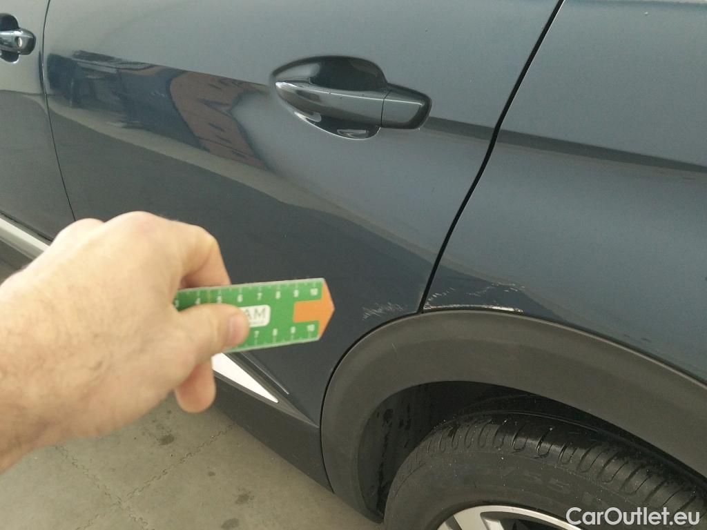  Peugeot  3008  Allure Pack 1.5 HDi 130CV AT8 E6d #24