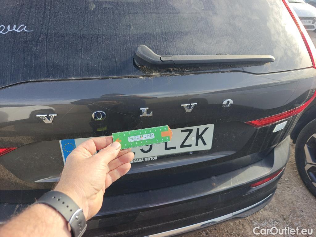  Volvo  XC60 VOLVO  / 2017 / 5P / todoterreno 2.0 T6 AWD Recharge Ultimate Bright Auto #1