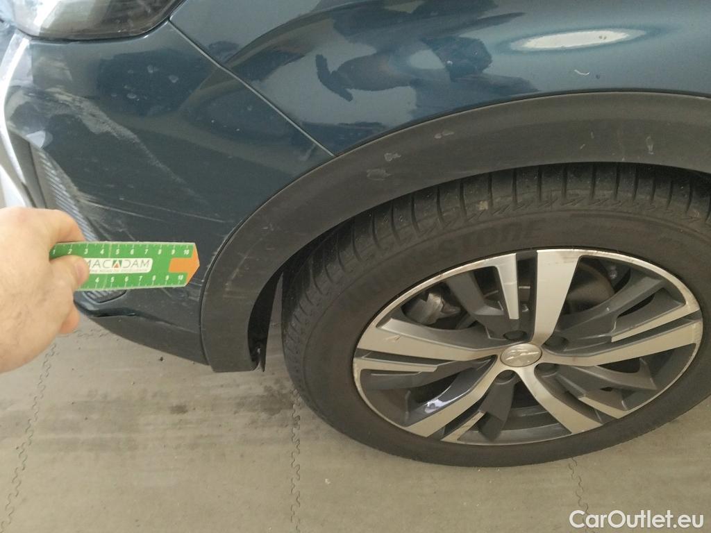  Peugeot  3008  Allure Pack 1.5 HDi 130CV AT8 E6d #36