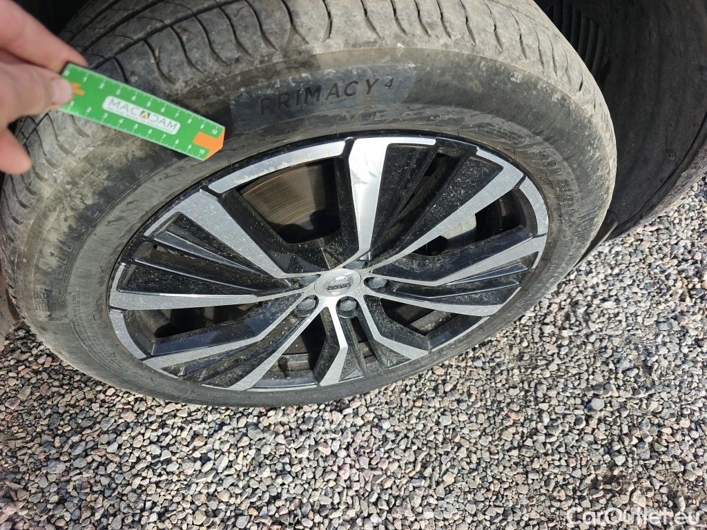  Volvo  XC60 VOLVO  / 2017 / 5P / todoterreno 2.0 T6 AWD Recharge Ultimate Bright Auto #10