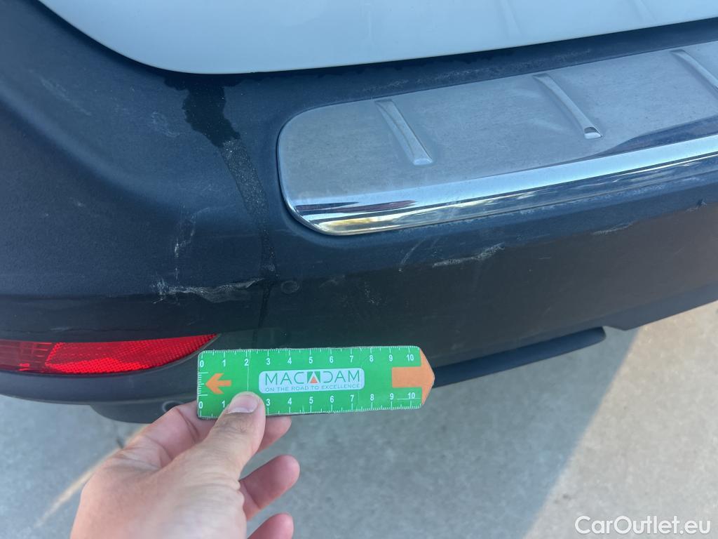  Peugeot  5008  Allure Pack 1.5 HDi 130CV AT8 7 Plazas E6d #19