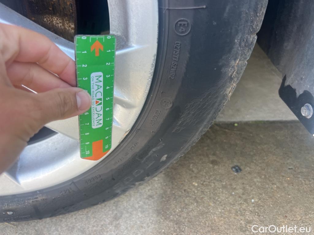  Toyota  Corolla TOYOTA  1.8 125H ACTIVE TECH E-CVT #15