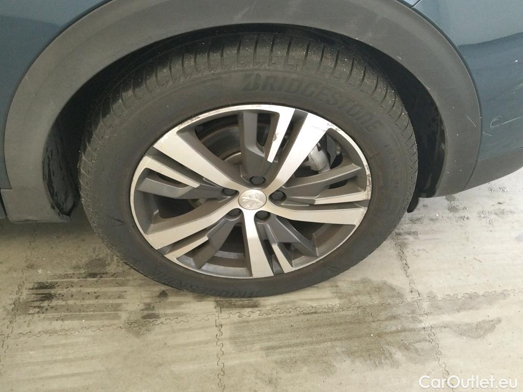  Peugeot  3008  Allure Pack 1.5 HDi 130CV AT8 E6d #15