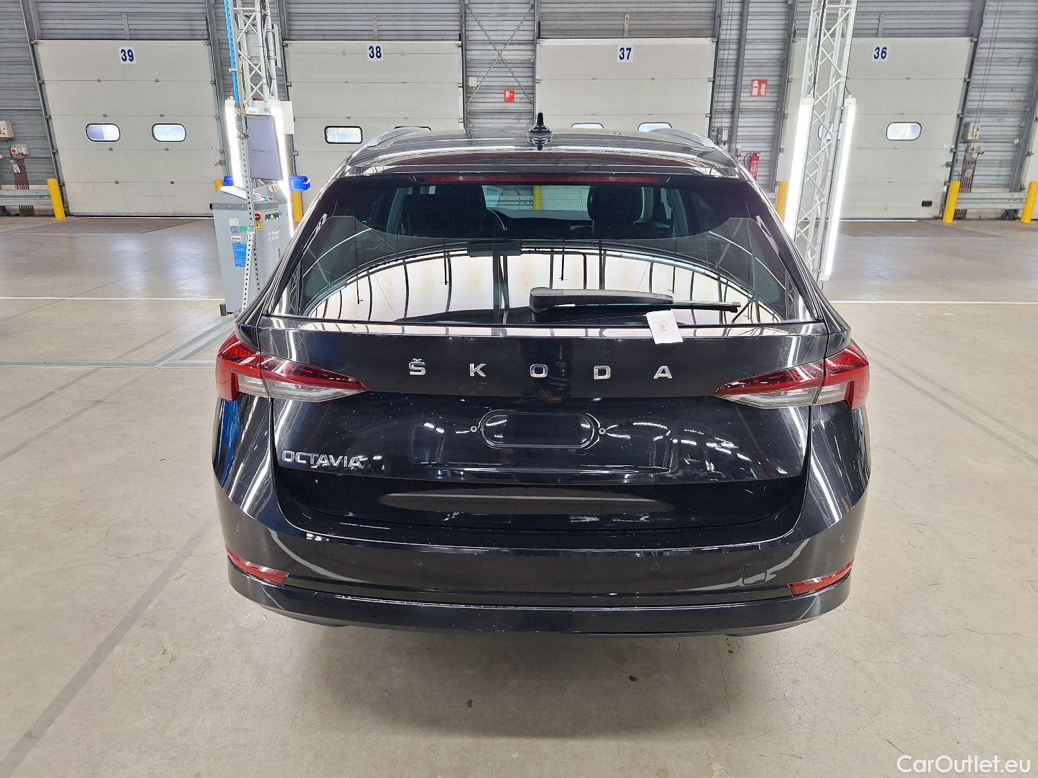  Skoda  Octavia Skoda,  Combi '20, Skoda  Combi 2.0 CRTDI 85kW Ambition 5d #24