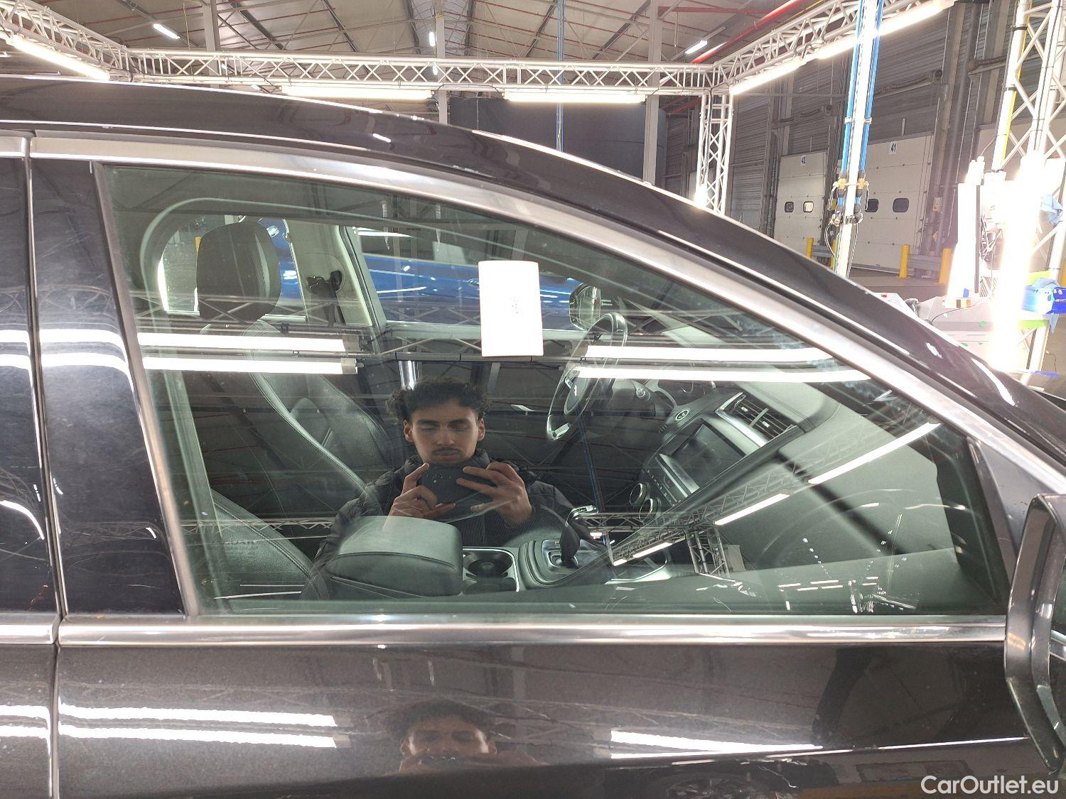  Jaguar  E-PACE Jaguar,  '17, Jaguar  D150 Aut. AWD S 5d #45