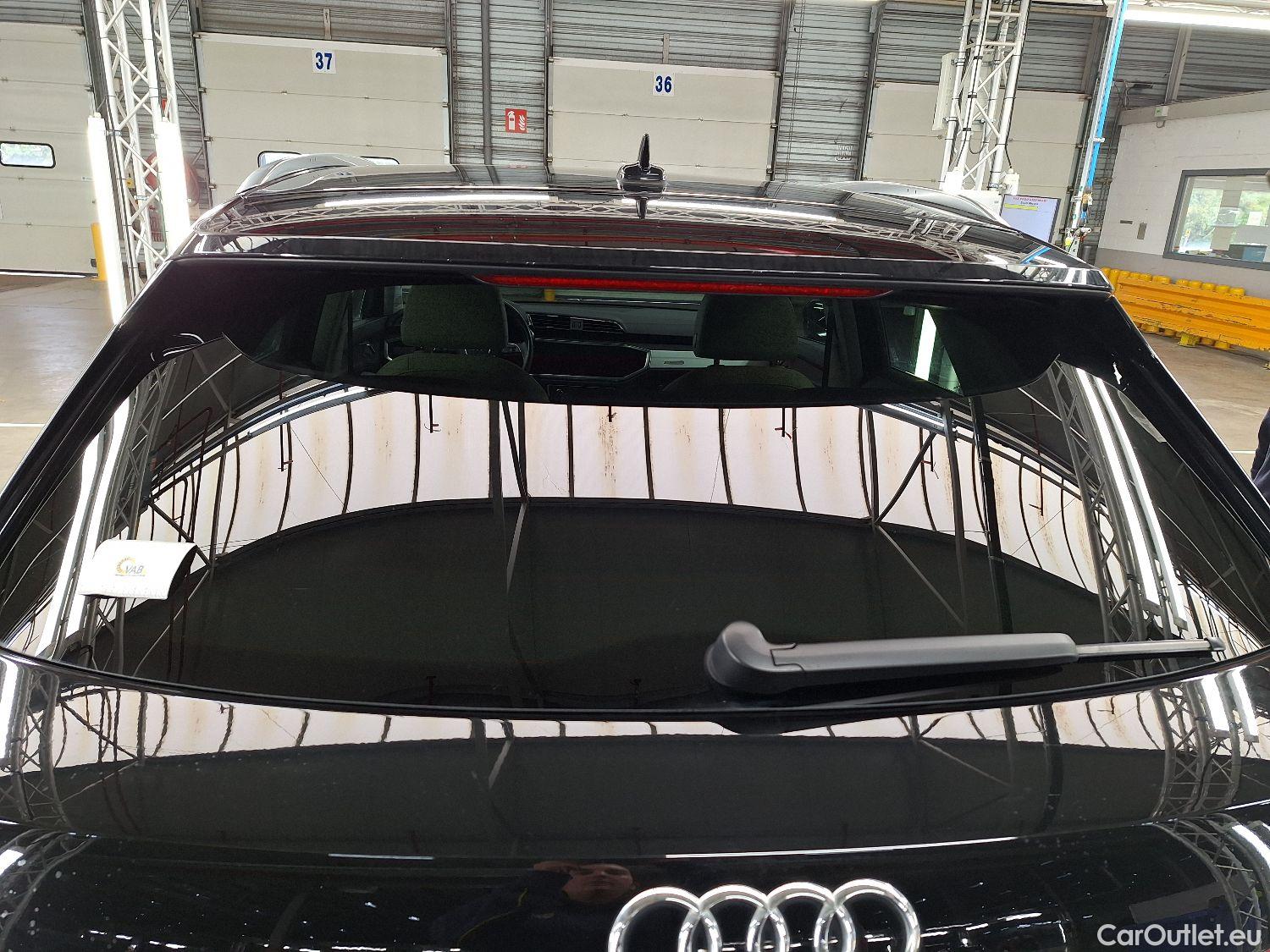  Audi  Q3 Audi,  '18 PHEV, Audi  45 TFSI e S tronic 5d #23