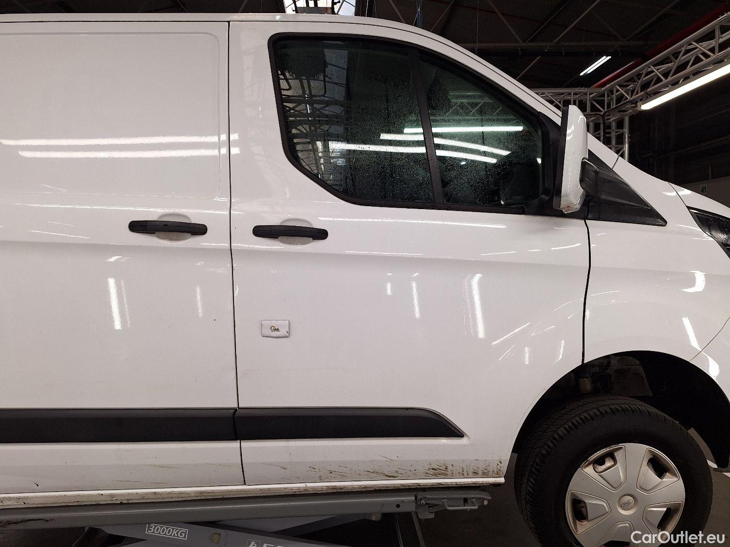  Ford  Transit Ford, _Trans.Custom FL'18, Ford  Custom 300L 2.0TD130Pk/96Kw M6 FWD Tr #23