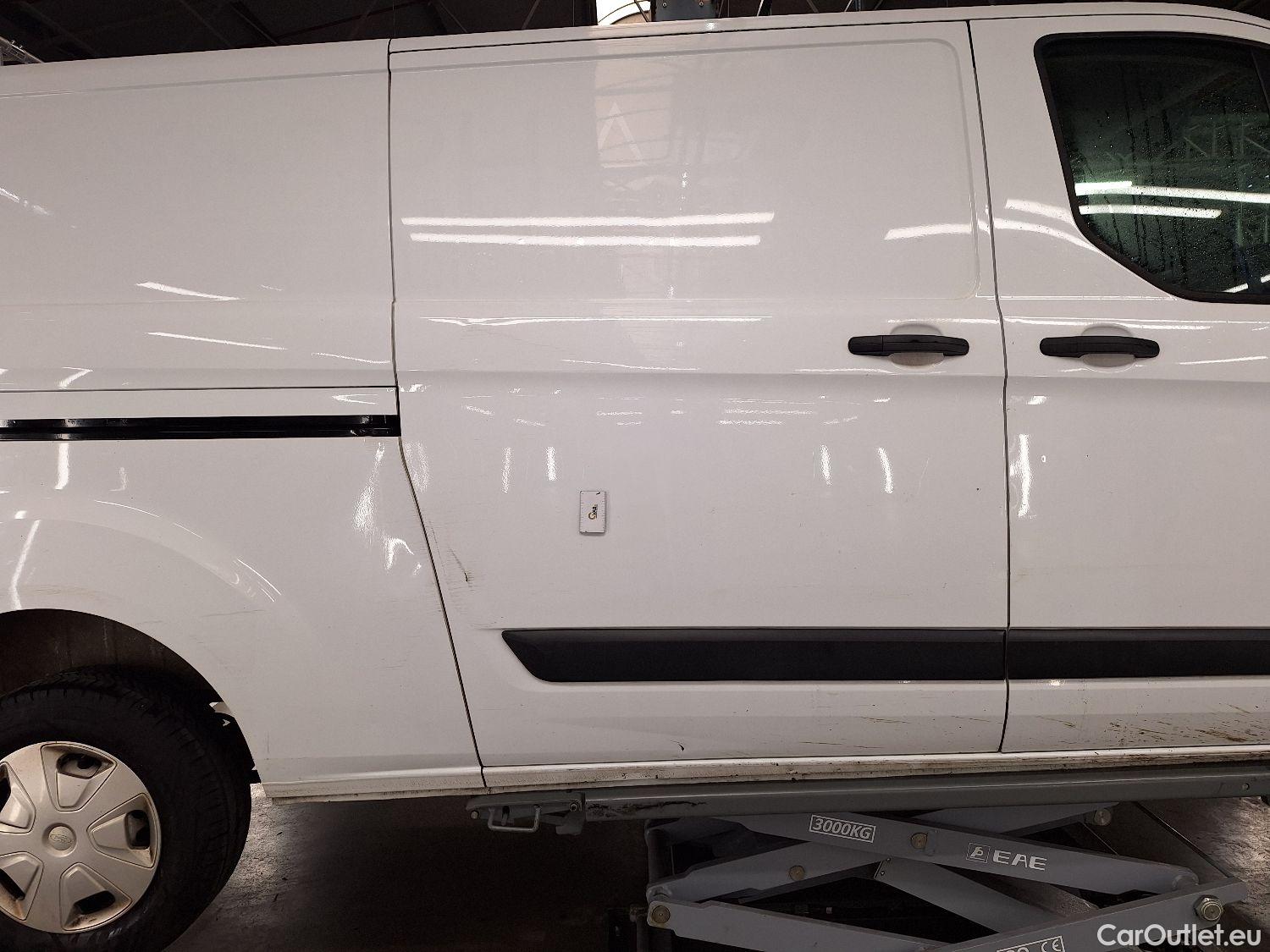  Ford  Transit Ford, _Trans.Custom FL'18, Ford  Custom 300L 2.0TD130Pk/96Kw M6 FWD Tr #26