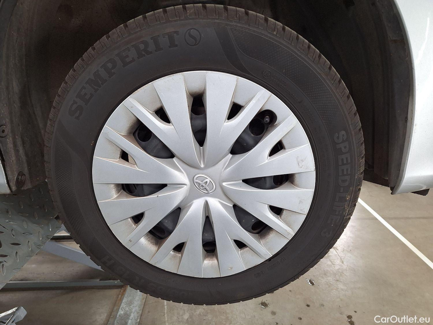  Toyota  Yaris Toyota,  '20, Toyota  1.5 VVT-i Hybrid Dynamic e-CVT 5d #4