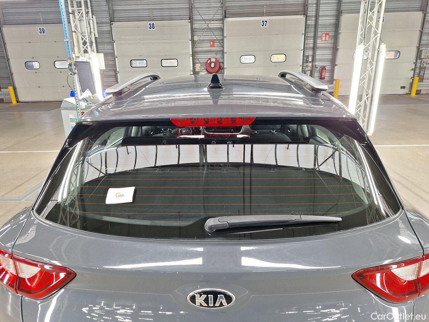  KIA  STONIC Kia,  FL'20, KIA  1.2 Must 5d #21