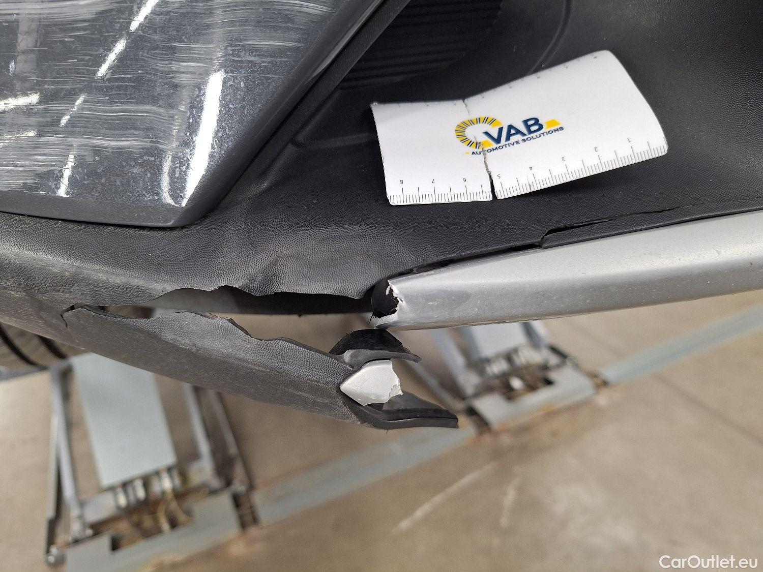  KIA  STONIC Kia,  FL'20, KIA  1.2 Must 5d #4