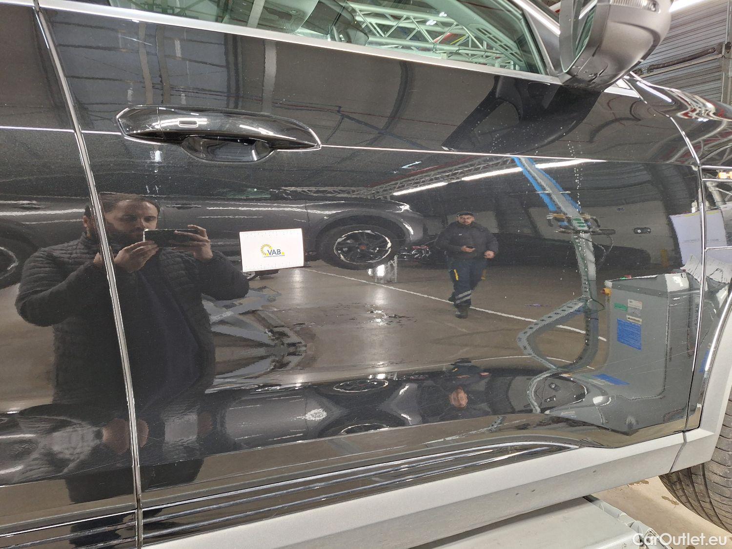  Audi  E-TRON Audi,  '19 BEV, Audi  55 Quattro 5d #13