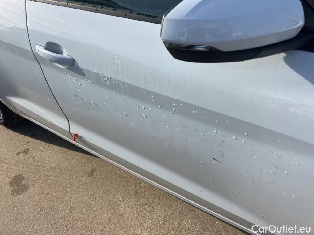  Audi  A1 Sportback AUDI A1 / 2018 / 5P / berlina con portón Sportback Advanced 30 TFSI 81kW (110CV) #14