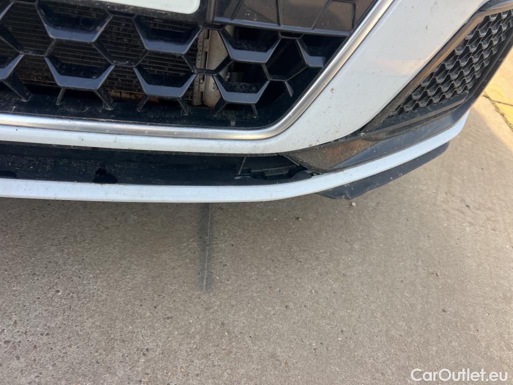  Audi  A1 Sportback AUDI A1 / 2018 / 5P / berlina con portón Sportback Advanced 30 TFSI 81kW (110CV) #7